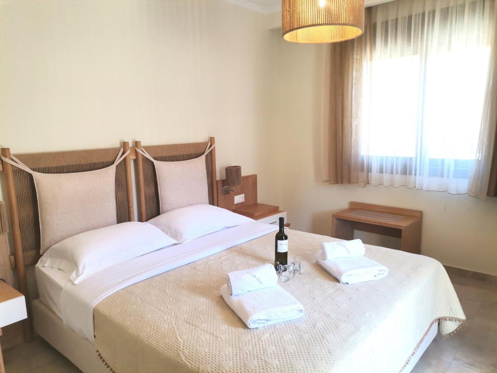 Artemis Plaza Aparthotel Agia Paraskevi  Exterior photo