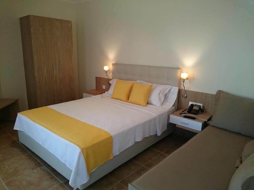 Artemis Plaza Aparthotel Agia Paraskevi  Exterior photo